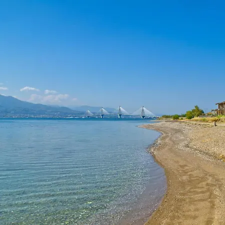 Epipleon Luxury Suites: Seaside Suite with Spacious Terrace Nafpaktos Exterior photo